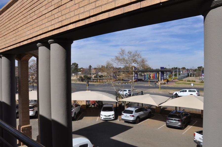 To Let commercial Property for Rent in Bloemfontein Free State